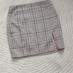 Size Small Fashion Nova Plaid Pencil Skirt with Slit